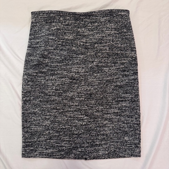 Ann Taylor Black & White Heathered Stretch Pencil Skirt – Size 12 - Picture 1 of 6